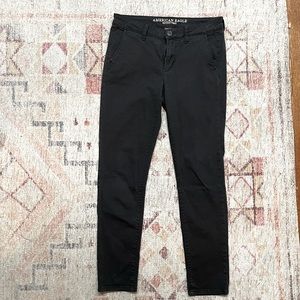Black American Eagle Skinny Pants